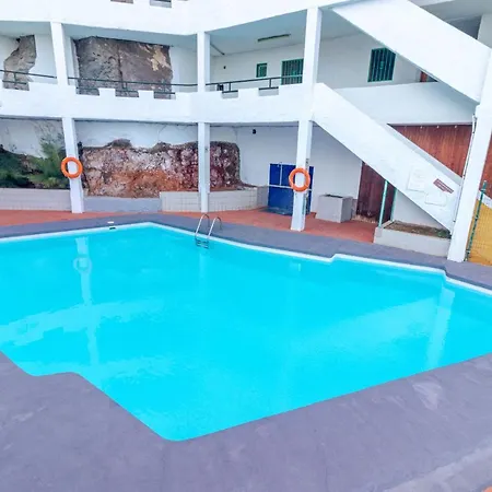 Flatguest Namibia Sin Ascensor Apartment *